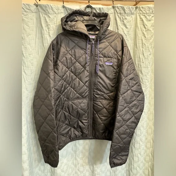 Patagonia Men’s Diamond Quilted Bomber Hoody NWOT - Picture 1 of 5